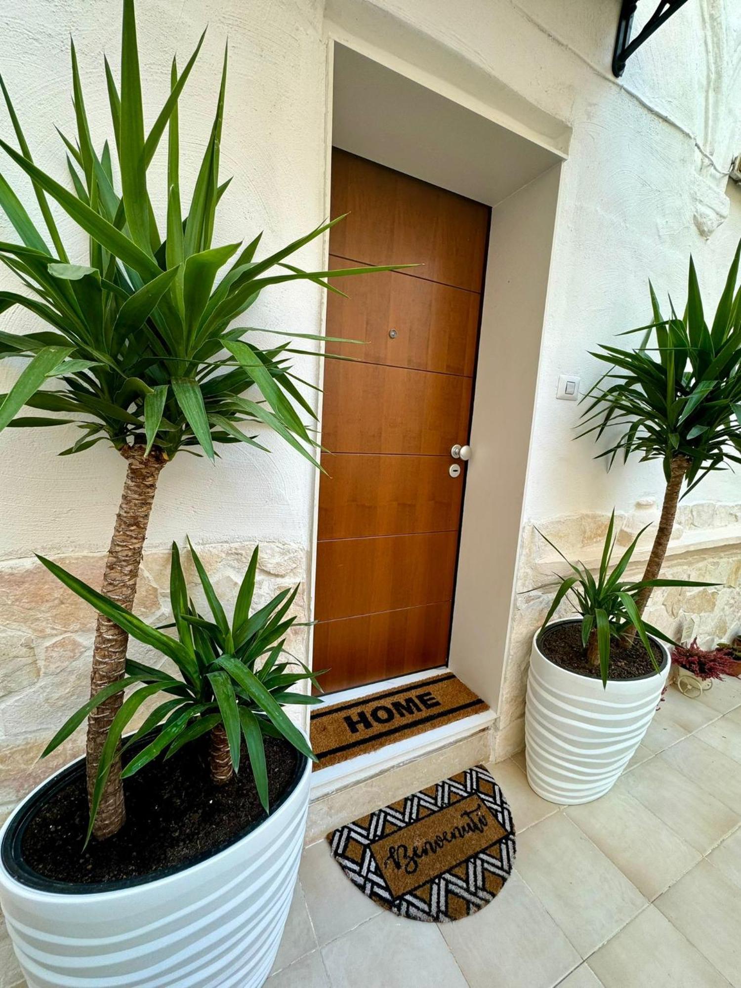 Onny'S House Bed and Breakfast Bari Exteriör bild