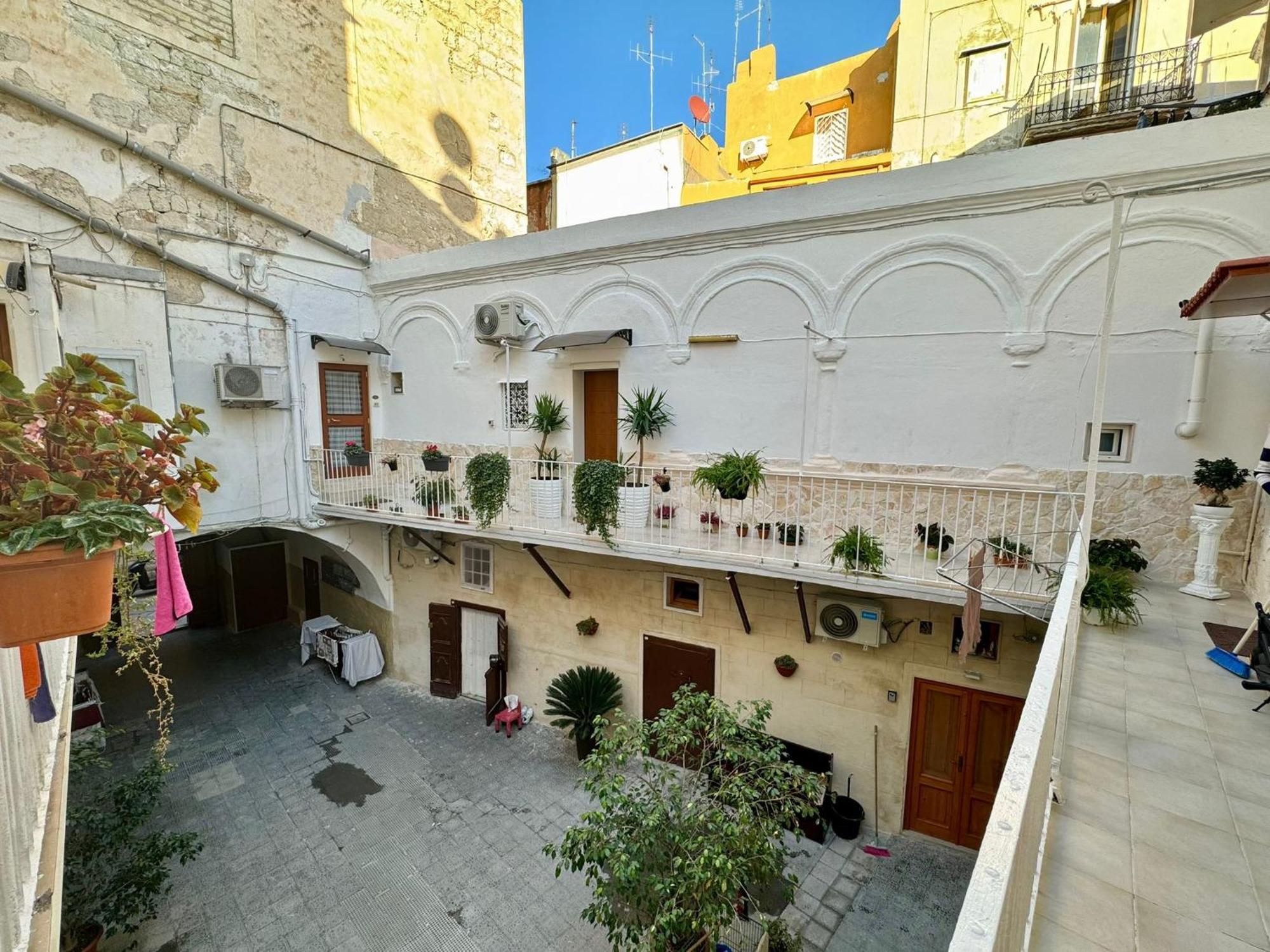 Onny'S House Bed and Breakfast Bari Exteriör bild
